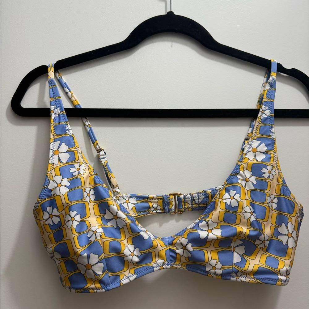 Floral Blue and Yellow Bikini Top -Inner Relm - Picture 6 of 6